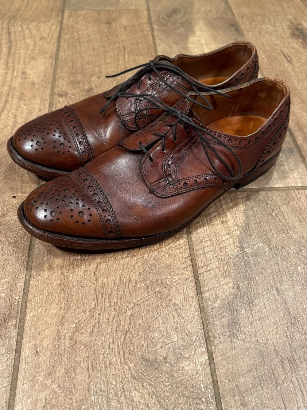 Allen Edmonds Rogue Brogue Oxford Men Size 9.5 D Brown Leather Wingtip Low Shoes
